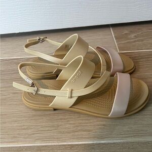 *last chance* LIKE NEW Crocs Tulum Strappy Women's Beige and Pink Sandals